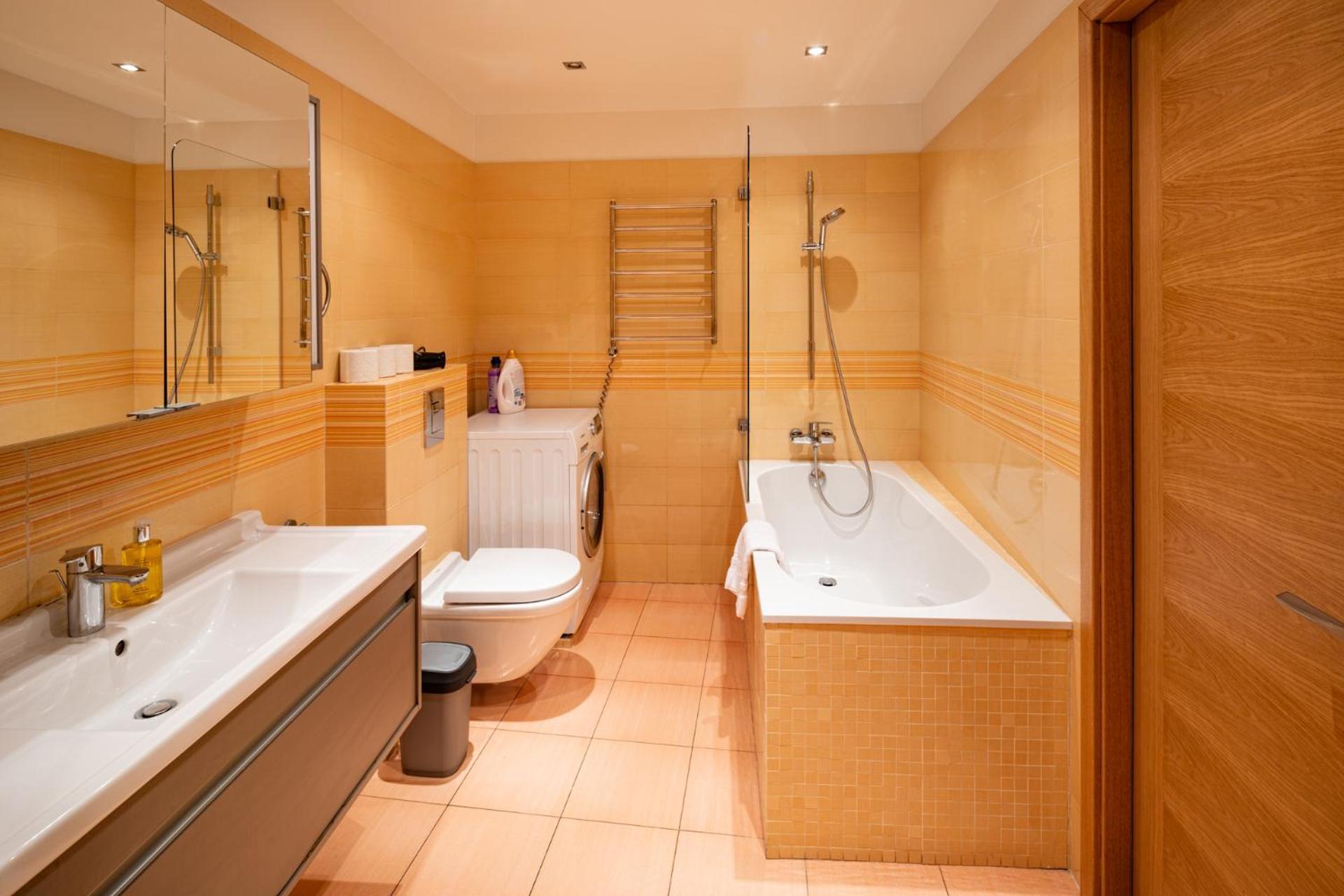 Old Riga Two Bedroom Apartment At Galleria ภายนอก รูปภาพ