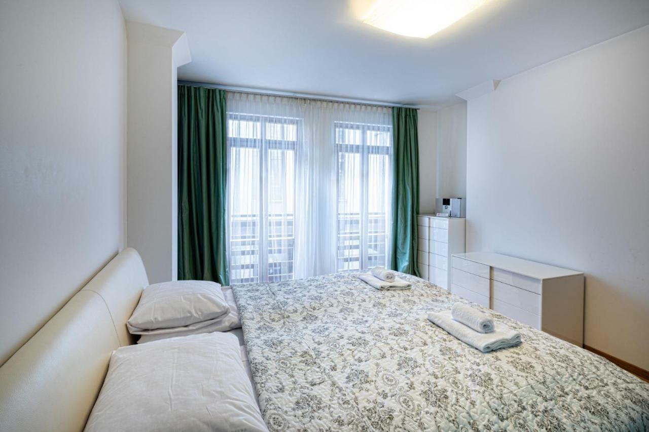 Old Riga Two Bedroom Apartment At Galleria ภายนอก รูปภาพ