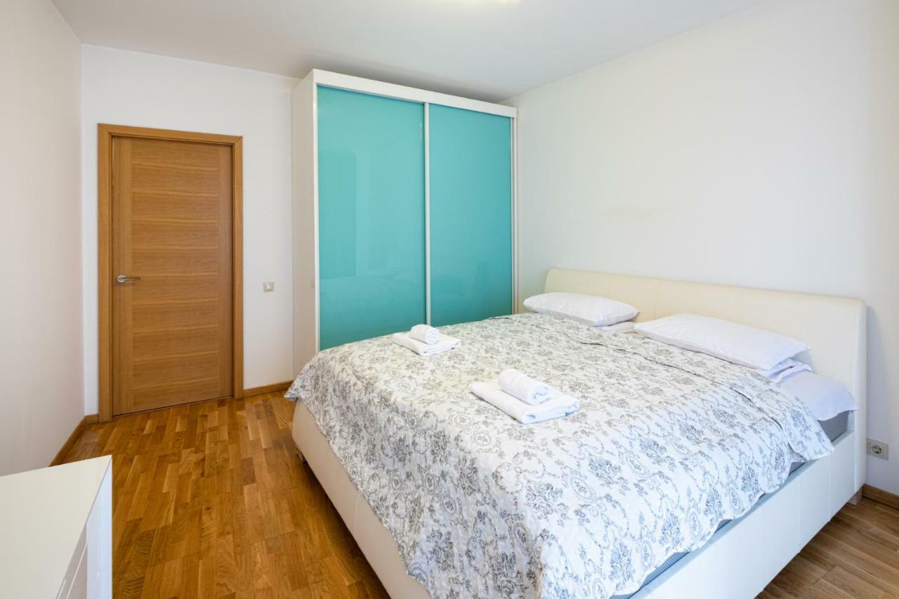 Old Riga Two Bedroom Apartment At Galleria ภายนอก รูปภาพ
